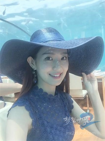 图3气质美女.jpg