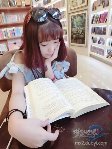 图4萌妹学霸.jpg