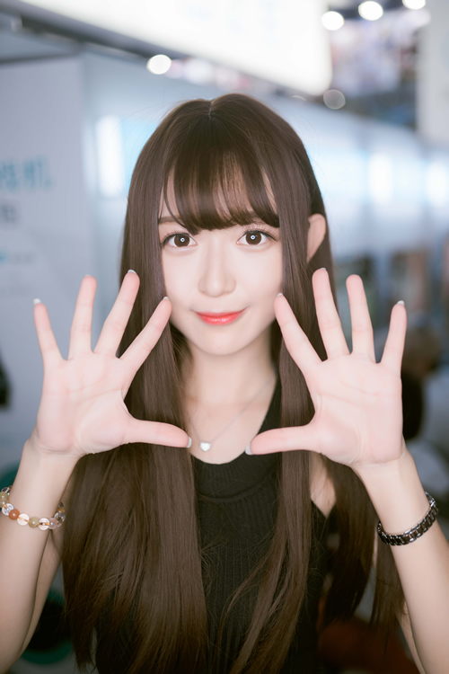 【图05 多益网络CJ2017SG回顾：二次元少女高洁】.jpg