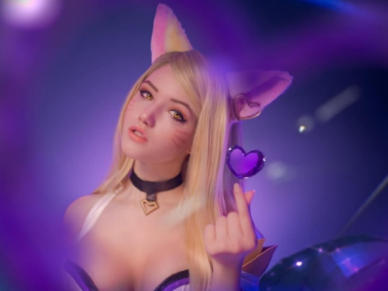 俄罗斯Coser御姐颜值逆天 身材完美眼神太惊艳了166.png