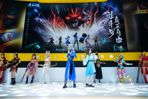 （0729-通稿）ChinaJoy“拾光之旅”：贪玩游戏以品牌理念赋能游戏IP，拓宽多元业务价值边界827.png
